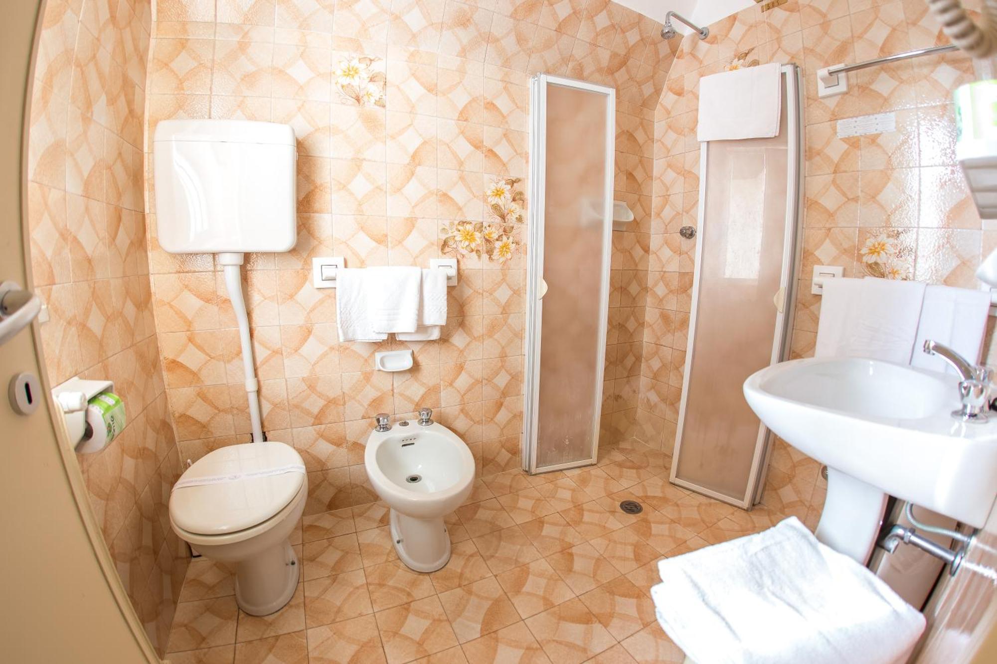 Sullivan Ristorante Hotel Ponte San Marco المظهر الخارجي الصورة